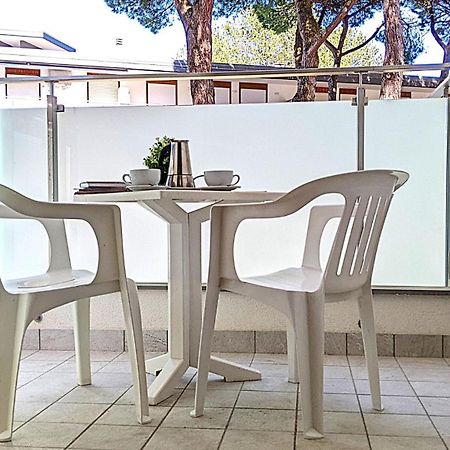 Residenza Rubin Apartment Lignano Sabbiadoro Exterior foto