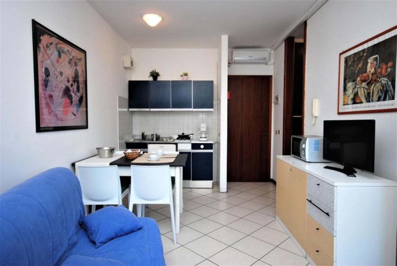 Residenza Rubin Apartment Lignano Sabbiadoro Exterior foto