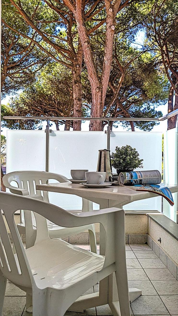 Residenza Rubin Apartment Lignano Sabbiadoro Exterior foto